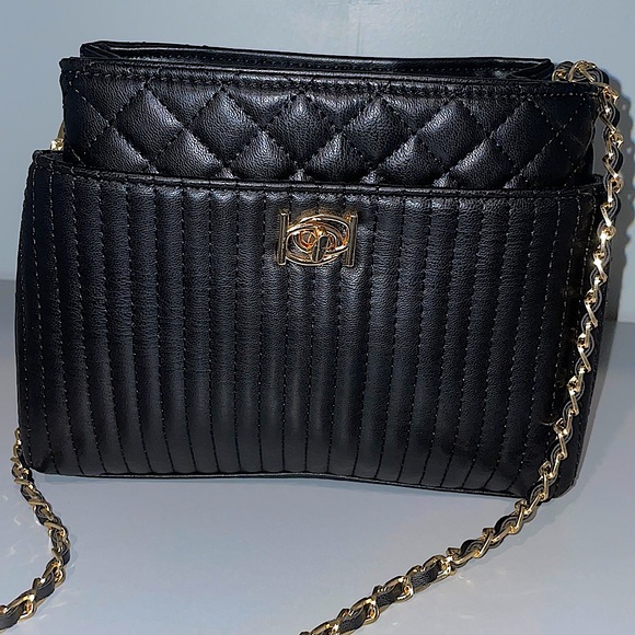 NWT BEBE Quilted Crossbody Bag - Picture 1 of 4
